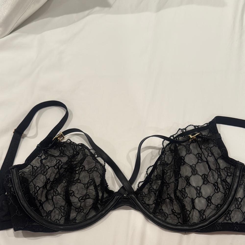 Victoria's Secret Black Lace Bra 34D